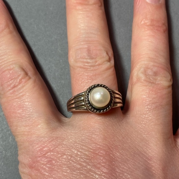 Vintage sterling silver pearl ring size 11.5 - Picture 4 of 5